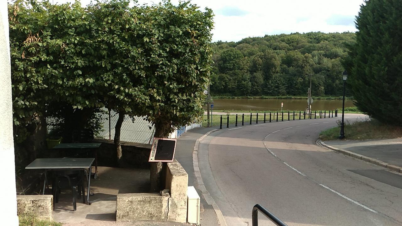 Auberge Du Vieux Moulin Le Breuil  Buitenkant foto